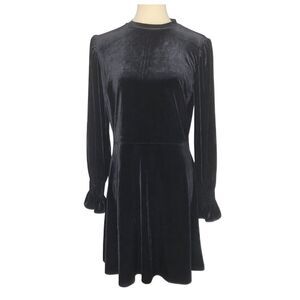 Black Velvet Long Sleeve Dress – LOFT – Size 6 – Wednesday Addams Goth Vibes